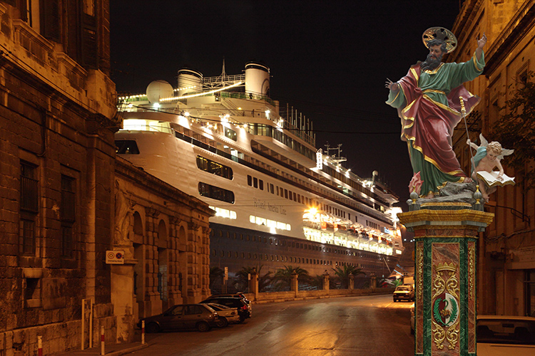 Magnify Malta, photo series