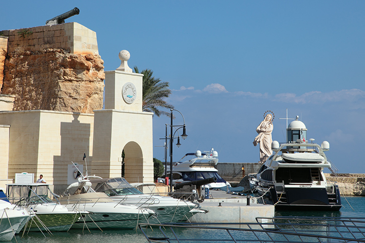 Magnify Malta, photo series